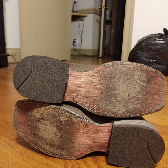 Ariat Boots - Picture 3 of 5